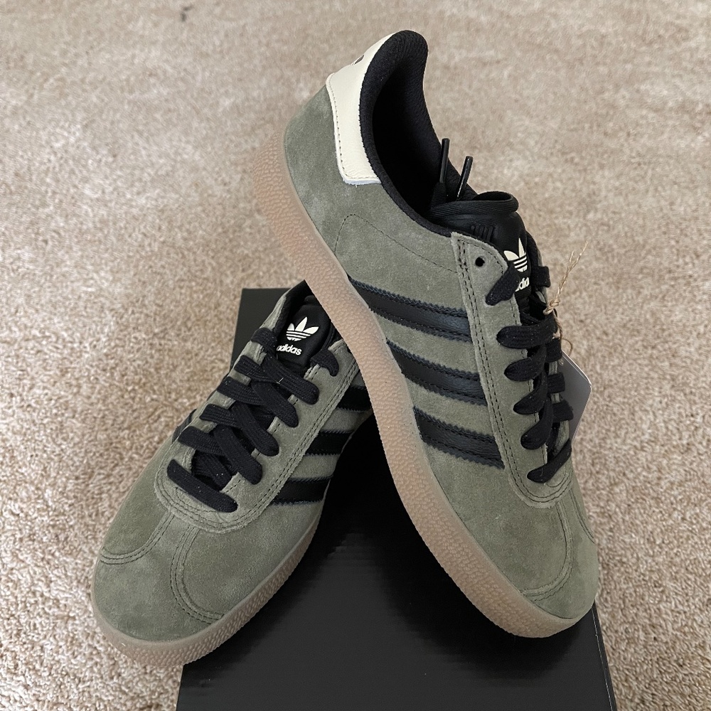 NWT Adidas Gazelle ADV Sneakers Olive Strata Green Size Men 5.5/Women 6.5